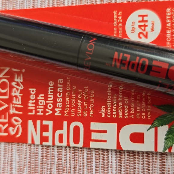 3 REVLON BRAND WOMENS BLACK & BLACK BROWN "SO FIRECE" HIGH VOLUME MASCARA BUNDLE - Picture 5 of 10
